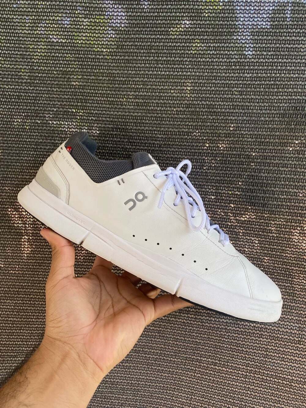 On Running The Roger Advantage White Sneakers Men's Size 12